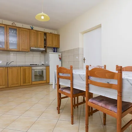 Vjera Apartment *
